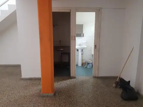 Departamento 12 ambientes con 5 baños