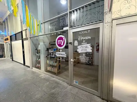 Local en Venta 63 años