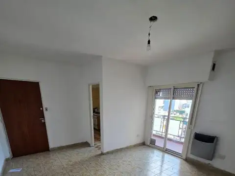 Departamento 2 ambientes 50m2 balcon muy luminoso excte ubic