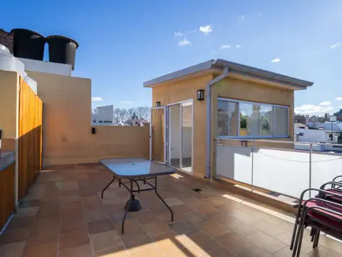 Echeverria 5700, Piso 1