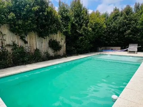 Alquiler Febrero – jardín y pileta en La Comarca