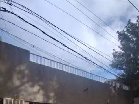 Arroyito: ampitud, espacios libres y lista para vivir