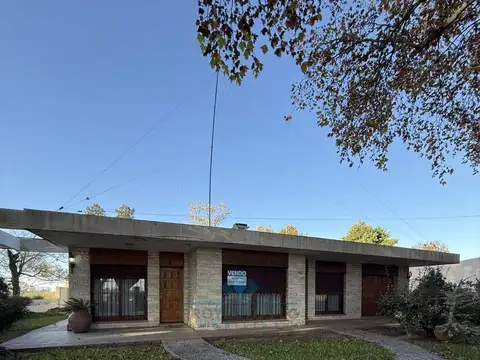 Casa en Venta en Colonia Caroya, USD 100.000