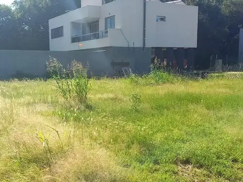 Terreno en Venta en Villa Esquiu, USD 19.000