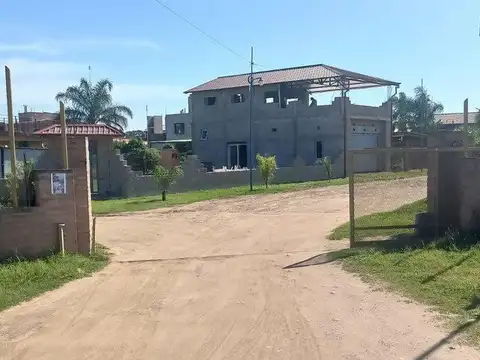 Terreno en Venta en Villa Esquiu, USD 19.000