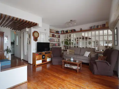 Departamento en Venta de 6 ambientes