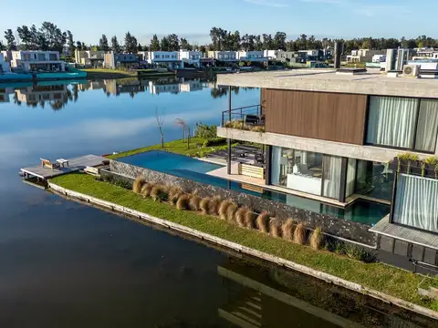 Casa en Alquiler en Villanueva, USD 6.000