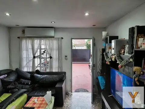 Depto Tipo Casa en Venta en Sarandí, USD 95.500