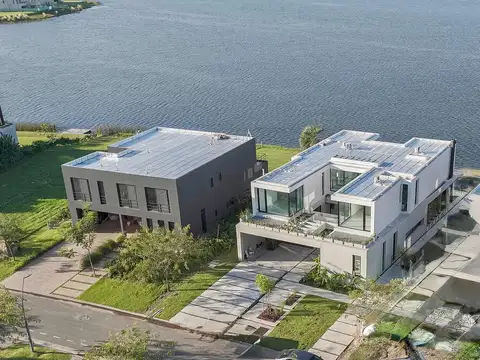 Casa en Venta en Puertos - Barrio Marinas, USD 1.680.000