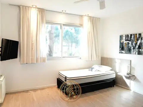 Alquiler casa Costa Esmeralda 4 ambientes con piscina