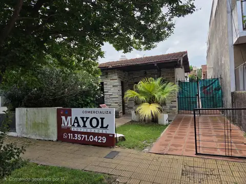 CASA MULTIFAMILIAR CARAPACHAY