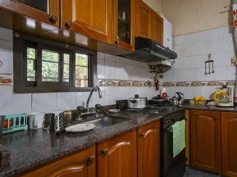 Casa en Venta con 1 cochera