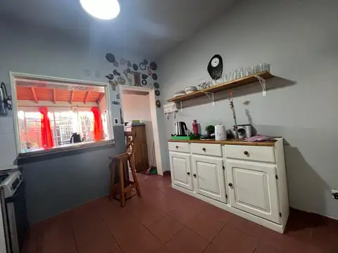 CASA 3 AMBIENTE VENTA GLEW C/GARAGE PATIO PARRILLA