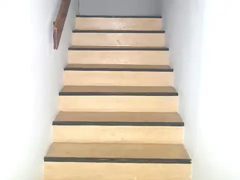 Local en Venta en Península, USD 1.000.000