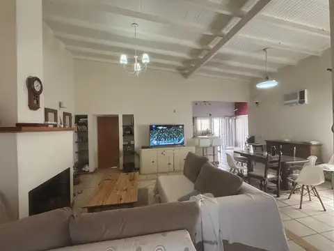 Casa en Venta al Este
