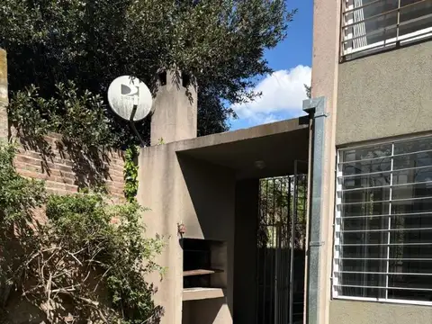 Casa en Alquiler de 4 dormitorios