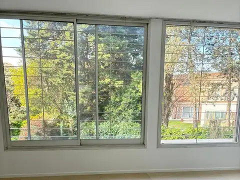 Casa en Alquiler de 4 dormitorios