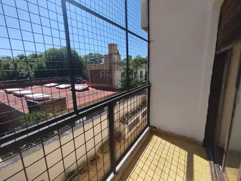 Departamento en Alquiler en Parque Chas, $ 750.000