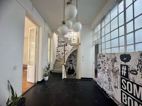 PH en alquiler para oficina con balcon y terraza propia en Palermo