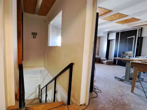 Deposito, Galpón de 450m2 en Victoria