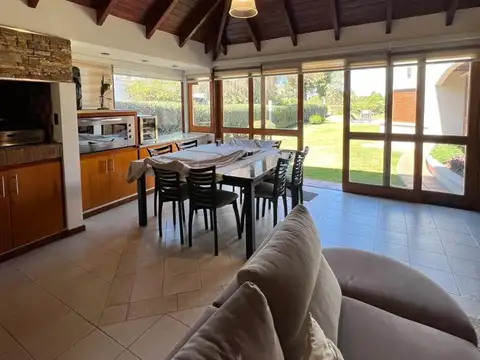 Casa en Venta en Country Jockey Club, USD 690.000