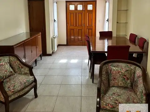 Casa en Venta en Castelar, USD 280.000