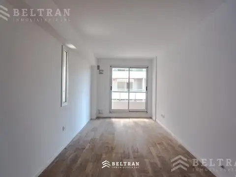 Italia 1200. Deptos de 1 dormitorio.