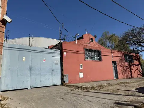Galpon en Alquiler en Loma Hermosa, $ 3.800.000