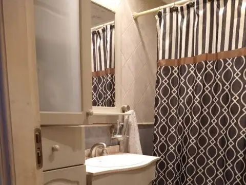 Casa en Venta en Lanus Este, USD 210.000