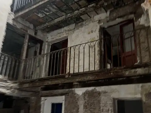 Avenida Rivadavia 1200