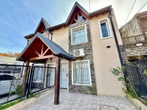 VENTA ITUZAINGO DUPLEX 2 DORMITORIOS c/ GARAGE