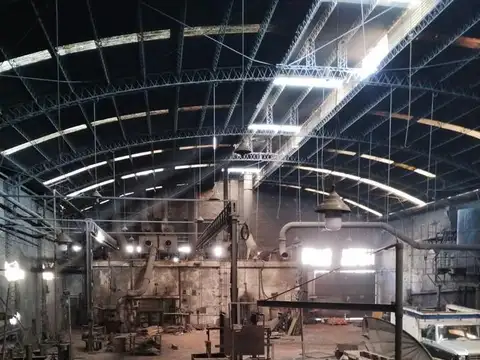 Nave Industrial - Tiro Suizo