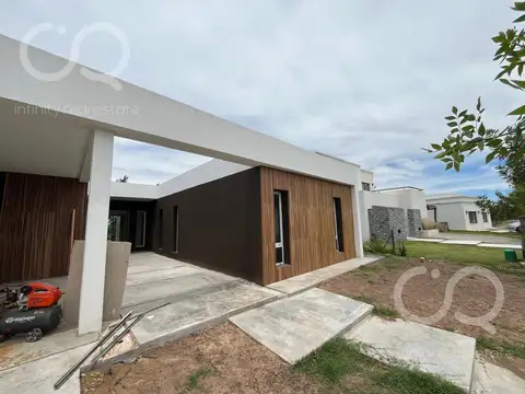Casa en Venta en El Naudir, USD 238.990