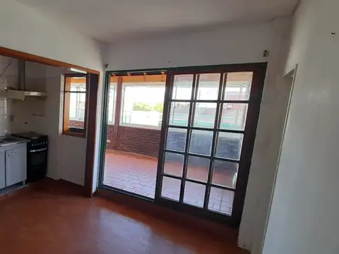 Alvear 2300, Piso 7