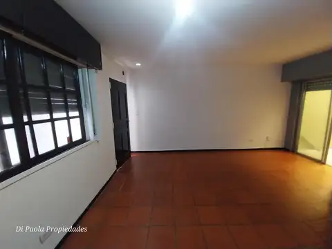 Depto Tipo Casa en Venta en Lomas de Zamora, USD 55.000
