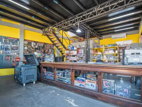 Alquiler local en Agustín M. García 5953 -Benavidez  (frente a Coto – Nordelta)