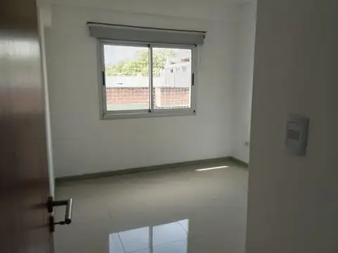 Departamento en Alquiler en Villa Saenz Peña, $ 850.000