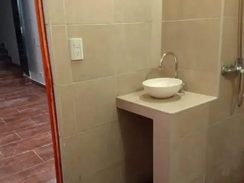 Complejo de 5 departamentos en block oportunidad inversores!