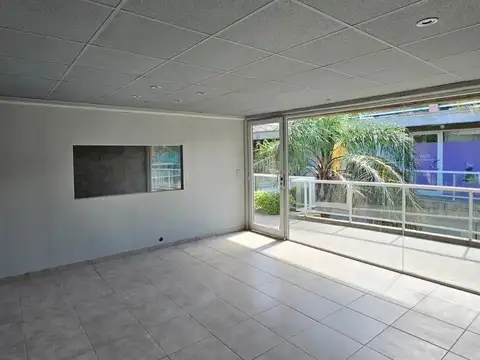 Oficina en Alquiler al Norte