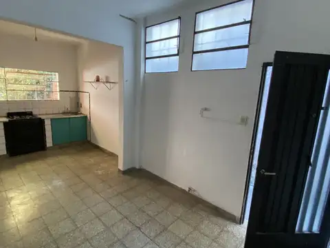 Depto Tipo Casa en Alquiler de 2 ambientes