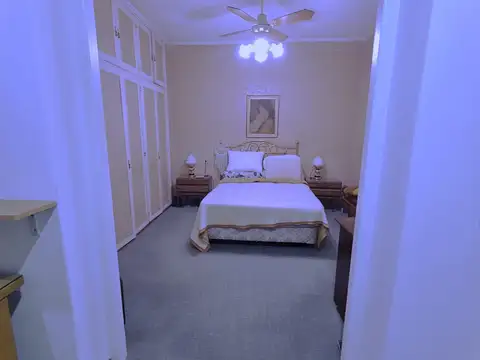 OPORTUNIDAD  CASA 132M2, 2 PLANTAS, 4 AMB, TERRAZA, APTA CREDITO, ZONA RESIDENCIAL ALTA
