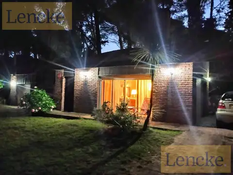 Casa en Venta en Carilo, USD 229.000