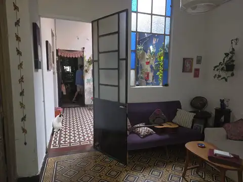 Casa en venta 4 ambientes en Av Dorrego 500