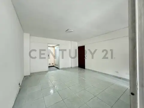Oficina en Alquiler 53 años