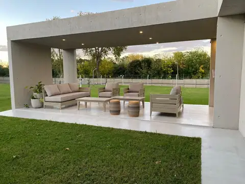 Casa en Venta en Greenville Polo & Resort, USD 410.000