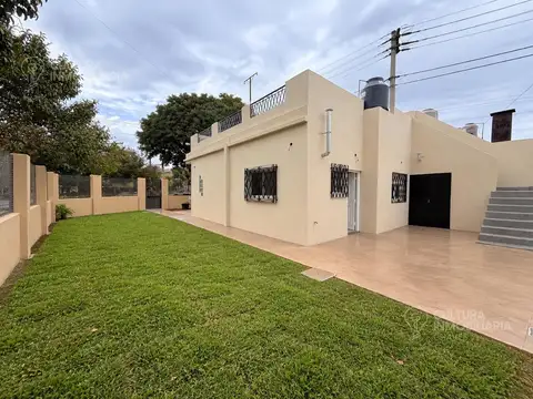 VENTA CASA 3 AMBIENTES EN HURLINGHAM REFACCIONADA A NUEVA