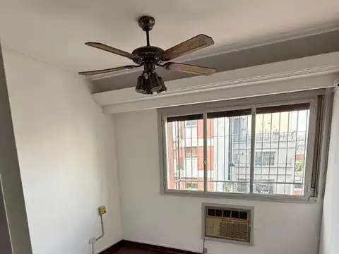 4 Ambientes Apto Credito Al Frente con Balcon