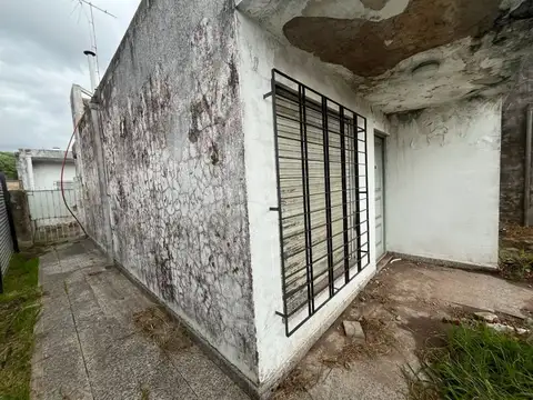 Casa en Alquiler en Villa Adelina, $ 900.000