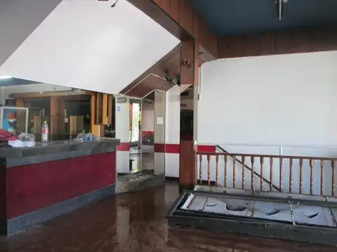 Local en Venta 50 años