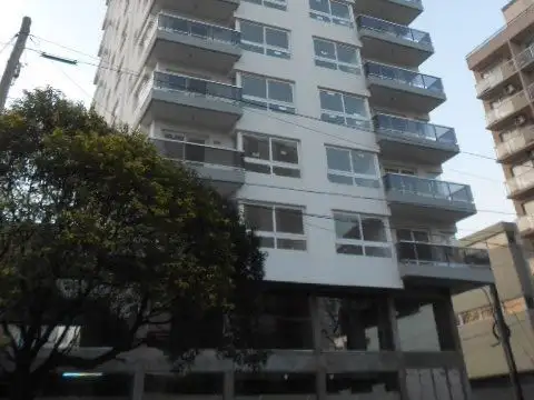 Estocolmo 2700, Piso PB